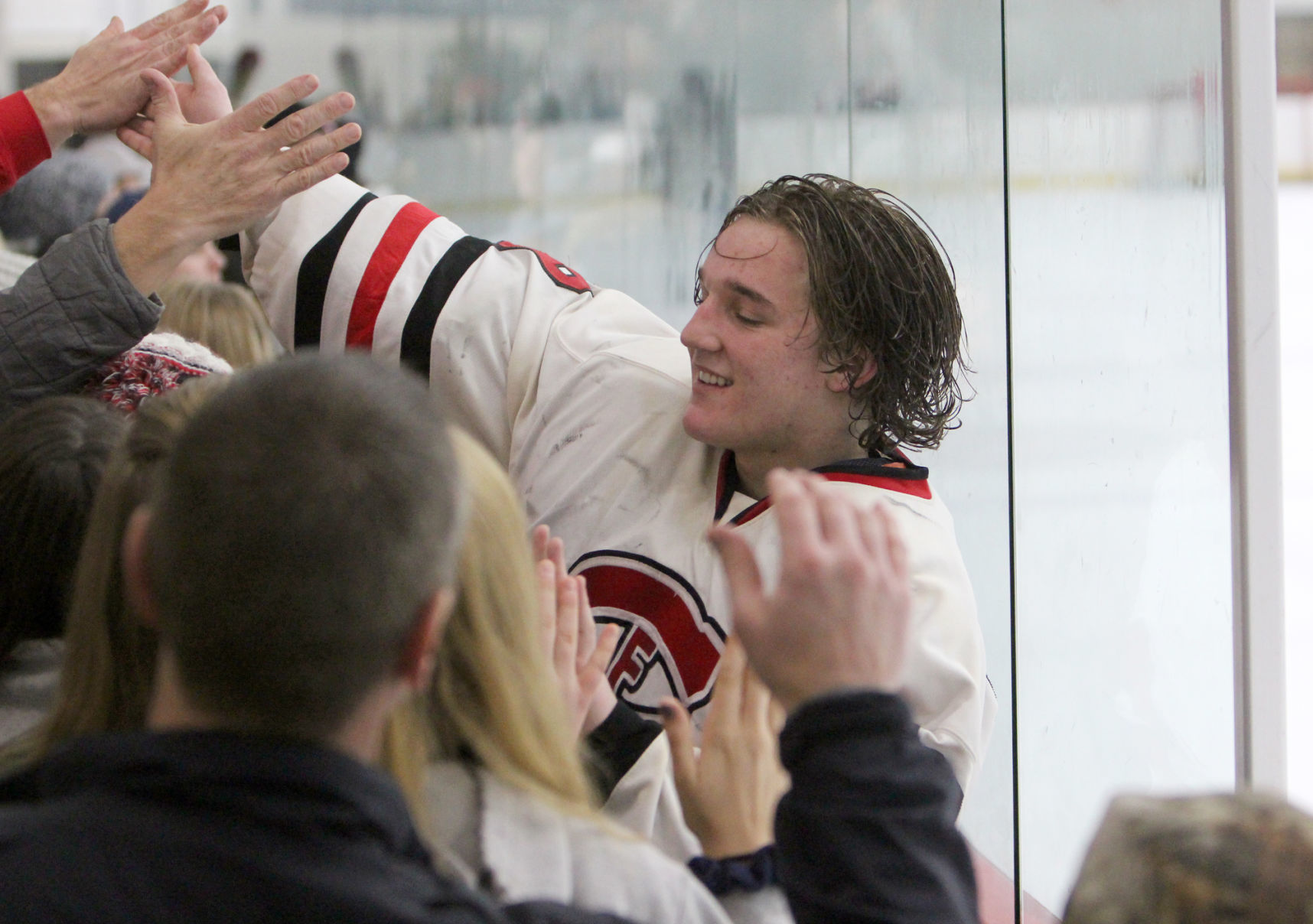 Hudson at Chi-Hi boys hockey 11-29-18